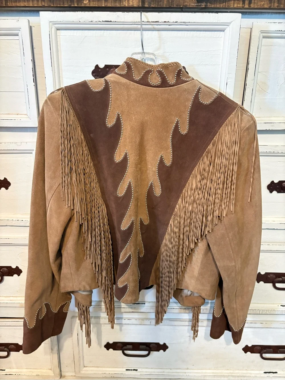 Leather jacket - Picture 2 of 6